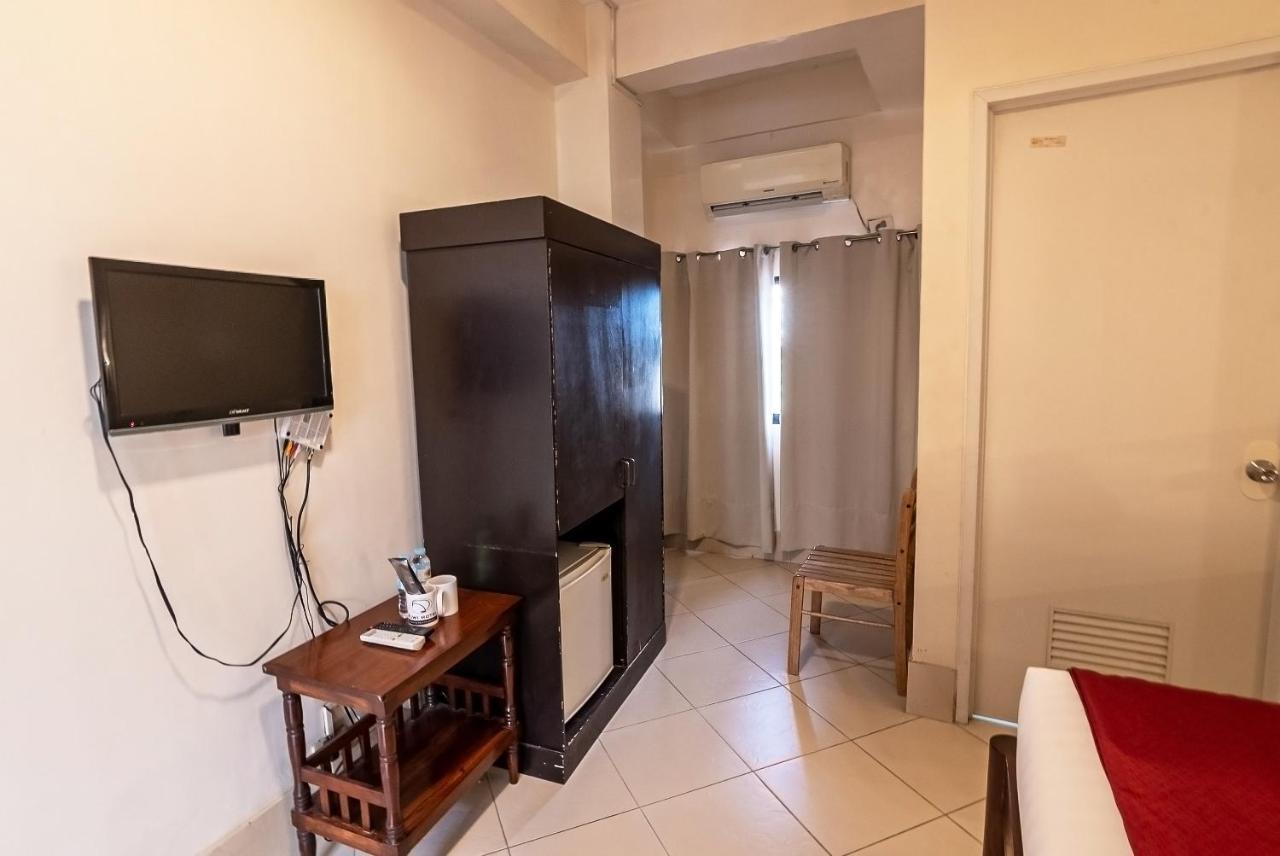 Kiwi Hotel Cebu Zewnętrze zdjęcie